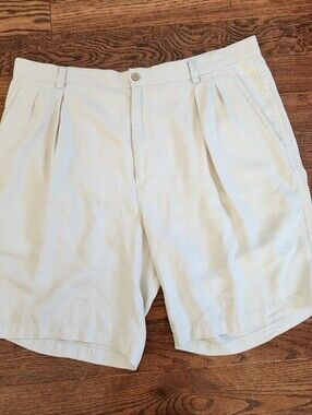 Tommy Bahama Mens Shorts 40 Cream 100% Silk Pleated Vintage Quiet Luxury Vacay